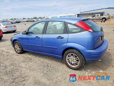 Drugie zdjęcie samochodu z przodu: 2003 FORD FOCUS VIN:3FAFP37Z43R141742 - miniatura