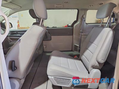 Zdjęcie 11 z 13 samochodu: 2008 DODGE GRAND CARAVAN SXT VIN:1D8HN54P58B185320 - miniatura