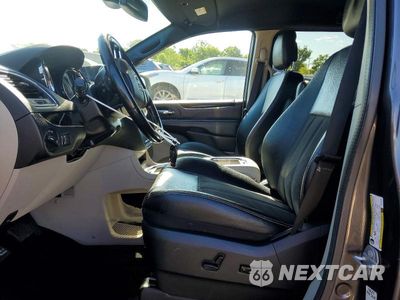 Zdjęcie 7 z 13 samochodu: 2019 DODGE GRAND CARAVAN SXT VIN:2C4RDGCG3KR797978 - miniatura