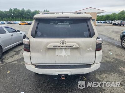 Zdjęcie 6 z 13 samochodu: 2018 TOYOTA 4RUNNER SR5 VIN:JTEBU5JR1J5512311 - miniatura