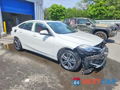 Czwarte zdjęcie samochodu z boku: 2022 BMW 228XI VIN:WBA73AK0XN7K95936 - miniatura
