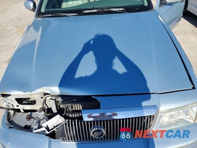 Zdjęcie 11 z 12 samochodu: 2005 MERCURY GRAND MARQUIS LS VIN:2MEHM75W85X600043 - miniatura