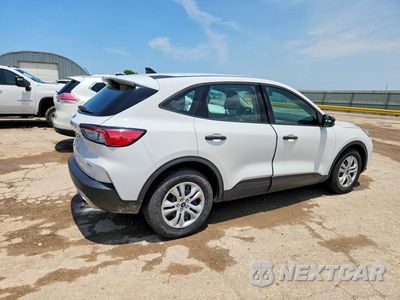 Trzecie zdjęcie samochodu z tyłu: 2020 FORD ESCAPE S VIN:1FMCU0F64LUA33265 - miniatura