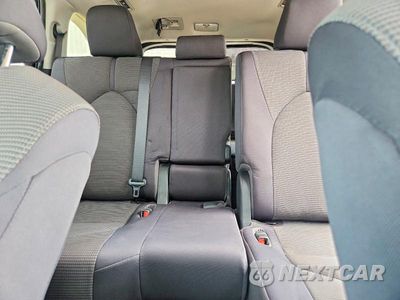 Zdjęcie 10 z 14 samochodu: 2023 TOYOTA HIGHLANDER LE VIN:5TDKDRAH6PS013865 - miniatura