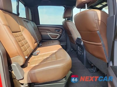 Zdjęcie 10 z 13 samochodu: 2024 NISSAN TITAN XD PLATINUM RESERVE VIN:1N6AA1FBXRN110809 - miniatura