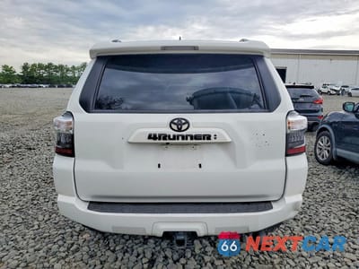 Zdjęcie 6 z 13 samochodu: 2023 TOYOTA 4RUNNER SR5 VIN:JTEMU5JR0P6117550 - miniatura