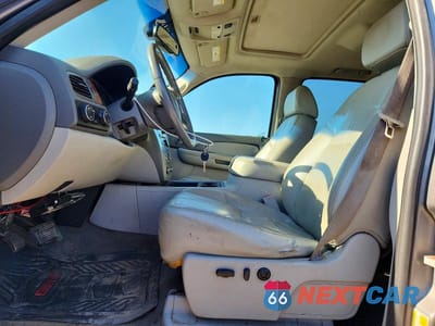 Zdjęcie 7 z 12 samochodu: 2007 GMC NEW SIERRA K1500 VIN:2GTEK13M171635408 - miniatura