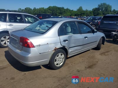 Trzecie zdjęcie samochodu z tyłu: 2002 HONDA CIVIC DX VIN:2HGES16102H596166 - miniatura