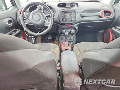 Zdjęcie 8 z 13 samochodu: 2016 JEEP RENEGADE TRAILHAWK VIN:ZACCJBCT0GPC89493 - miniatura
