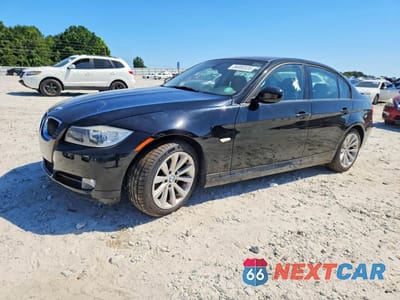 2011 BMW 328 I WBAPH7C50BE678936 - główne zdjęcie licytacji z USA - miniatura