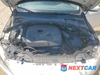Zdjęcie 11 z 12 samochodu: 2016 VOLVO S60 VIN:YV126MFJ0G2402530 - miniatura