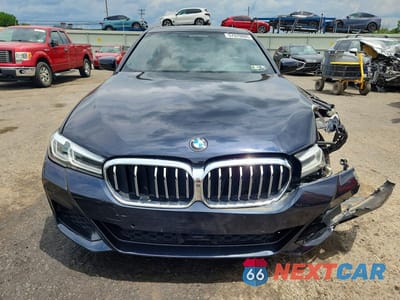 Piąte zdjęcie samochodu w środku: 2021 BMW 530 XI VIN:WBA13BJ05MWX02434 - miniatura
