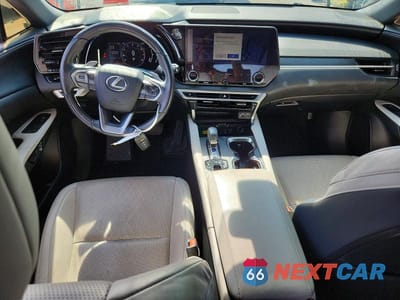 Zdjęcie 8 z 13 samochodu: 2023 LEXUS RX 350 PREMIUM+ VIN:JTJCHMAA6P2006031 - miniatura