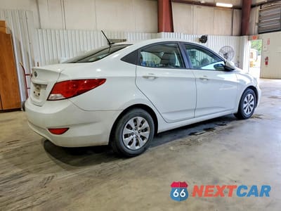 Trzecie zdjęcie samochodu z tyłu: 2016 HYUNDAI ACCENT SE VIN:KMHCT4AE7GU131558 - miniatura