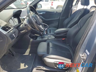 Zdjęcie 7 z 14 samochodu: 2021 BMW X1 SDRIVE28I VIN:WBXJG7C04M5S00931 - miniatura