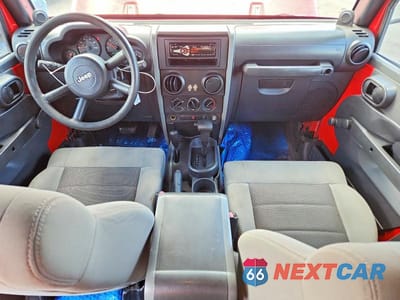 Zdjęcie 8 z 12 samochodu: 2009 JEEP WRANGLER UNLIMITED X VIN:1J4GA39159L708100 - miniatura