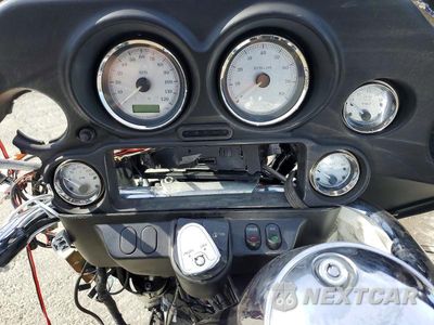 Zdjęcie 7 z 8 samochodu: 2009 HARLEY-DAVIDSON FLHX VIN:1HD1KB4189Y608603 - miniatura