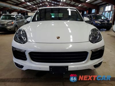Piąte zdjęcie samochodu w środku: 2015 PORSCHE CAYENNE S VIN:WP1AB2A22FLA57445 - miniatura