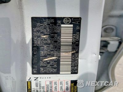 Zdjęcie 13 z 13 samochodu: 2007 TOYOTA COROLLA MATRIX XR VIN:2T1KR32E17C628531 - miniatura