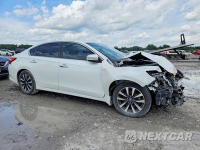 Czwarte zdjęcie samochodu z boku: 2016 NISSAN ALTIMA 2.5 SL VIN:1N4AL3AP8GC172011 - miniatura