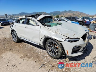 Czwarte zdjęcie samochodu z boku: 2019 BMW X4 XDRIVE30I VIN:5UXUJ3C52KLG51866 - miniatura