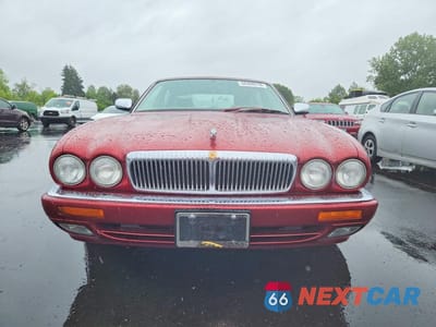 Piąte zdjęcie samochodu w środku: 1995 JAGUAR VANDENPLAS VIN:SAJKX1748SC723259 - miniatura