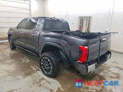 Drugie zdjęcie samochodu z przodu: 2025 TOYOTA TUNDRA CREWMAX LIMITED VIN:5TFJA5DBXSX314842 - miniatura