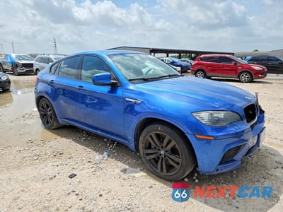Czwarte zdjęcie samochodu z boku: 2011 BMW X6 M VIN:5YMGZ0C58BLK13895 - miniatura