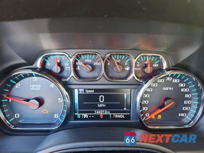 Zdjęcie 9 z 13 samochodu: 2017 CHEVROLET SUBURBAN K1500 LS VIN:1GNSKGKC5HR302711 - miniatura
