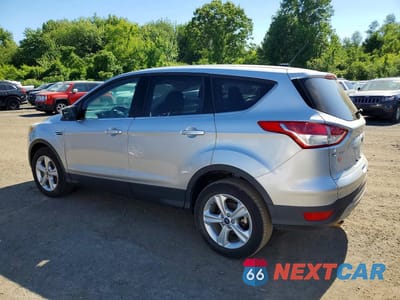Drugie zdjęcie samochodu z przodu: 2015 FORD ESCAPE SE VIN:1FMCU9GX4FUB35777 - miniatura