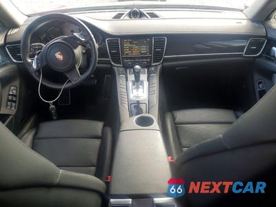 Zdjęcie 8 z 12 samochodu: 2014 PORSCHE PANAMERA S VIN:WP0AB2A79EL056157 - miniatura