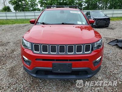 Piąte zdjęcie samochodu w środku: 2019 JEEP COMPASS LATITUDE VIN:3C4NJDBB3KT593786 - miniatura