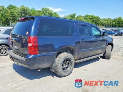 Trzecie zdjęcie samochodu z tyłu: 2008 CHEVROLET SUBURBAN K1500 LS VIN:3GNFK16348G280144 - miniatura