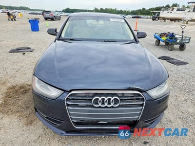 Piąte zdjęcie samochodu w środku: 2013 AUDI A4 PREMIUM VIN:WAUBFAFL9DN025550 - miniatura