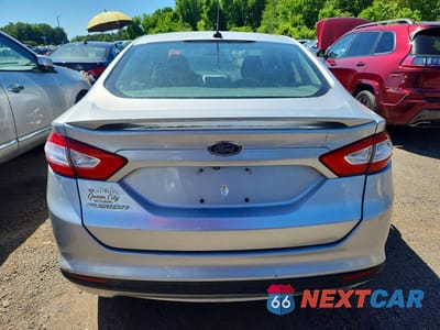 Zdjęcie 6 z 12 samochodu: 2016 FORD FUSION S VIN:3FA6P0G70GR323537 - miniatura