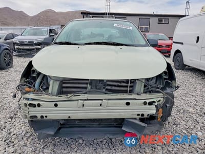 Piąte zdjęcie samochodu w środku: 2010 FORD FOCUS SE VIN:1FAHP3FN3AW201799 - miniatura