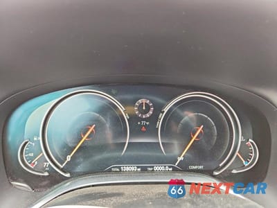 Zdjęcie 9 z 12 samochodu: 2016 BMW 740 I VIN:WBA7E2C58GG548104 - miniatura