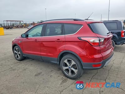 Drugie zdjęcie samochodu z przodu: 2017 FORD ESCAPE SE VIN:1FMCU0GD3HUE92307 - miniatura