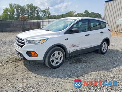 2017 FORD ESCAPE S 1FMCU0F79HUB56608 - główne zdjęcie licytacji z USA - miniatura