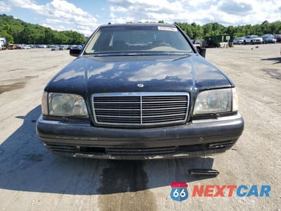 Piąte zdjęcie samochodu w środku: 1999 MERCEDES-BENZ S 320 VIN:WDBGA33G4XA431062 - miniatura