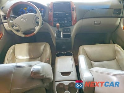 Zdjęcie 8 z 13 samochodu: 2006 TOYOTA SIENNA XLE LIMITED 7 PASSENGER VIN:5TDBA22CX6S061810 - miniatura