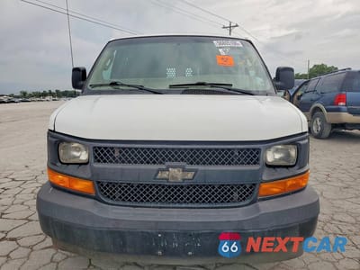 Piąte zdjęcie samochodu w środku: 2017 CHEVROLET EXPRESS G2500 VIN:1GCWGAFF8H1127401 - miniatura