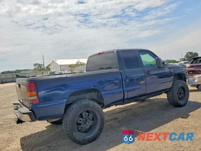 Trzecie zdjęcie samochodu z tyłu: 1999 CHEVROLET SILVERADO C1500 VIN:2GCEC19T4X1229909 - miniatura