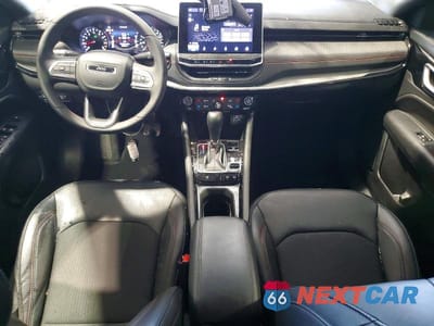 Zdjęcie 8 z 14 samochodu: 2025 JEEP COMPASS TRAILHAWK VIN:3C4NJDDN1ST583894 - miniatura
