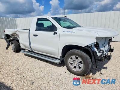 Czwarte zdjęcie samochodu z boku: 2025 CHEVROLET SILVERADO C1500 VIN:3GCNAAED6SG383364 - miniatura