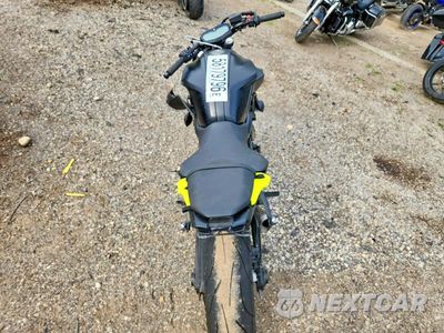 Zdjęcie 6 z 9 samochodu: 2018 YAMAHA MT07 VIN:JYARM27E6JA001167 - miniatura