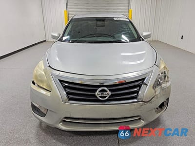 Piąte zdjęcie samochodu w środku: 2015 NISSAN ALTIMA 2.5 S VIN:1N4AL3APXFN363576 - miniatura