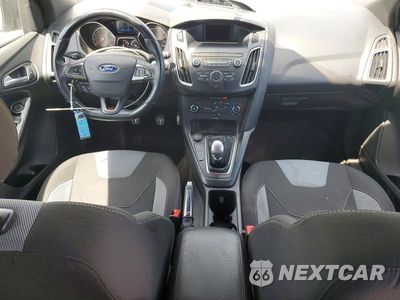 Zdjęcie 8 z 12 samochodu: 2018 FORD FOCUS ST VIN:1FADP3L9XJL247282 - miniatura
