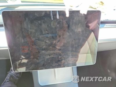 Zdjęcie 9 z 12 samochodu: 2023 TESLA MODEL Y VIN:7SAYGDEE6PF672573 - miniatura