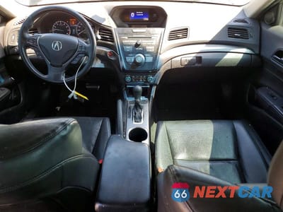 Zdjęcie 8 z 12 samochodu: 2013 ACURA ILX 20 PREMIUM VIN:19VDE1F54DE001122 - miniatura